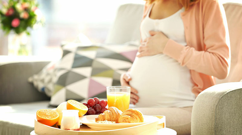 Xây dựng chế độ dinh dưỡng hợp lý khi mang thai