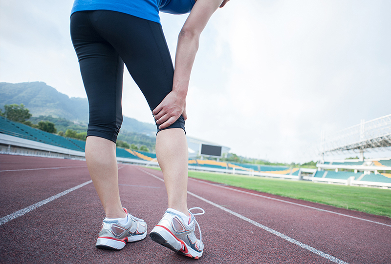 Nguyên nhân gây căng cơ ở người chạy bộ có thể xuất phát từ việc khởi động không cẩn thận