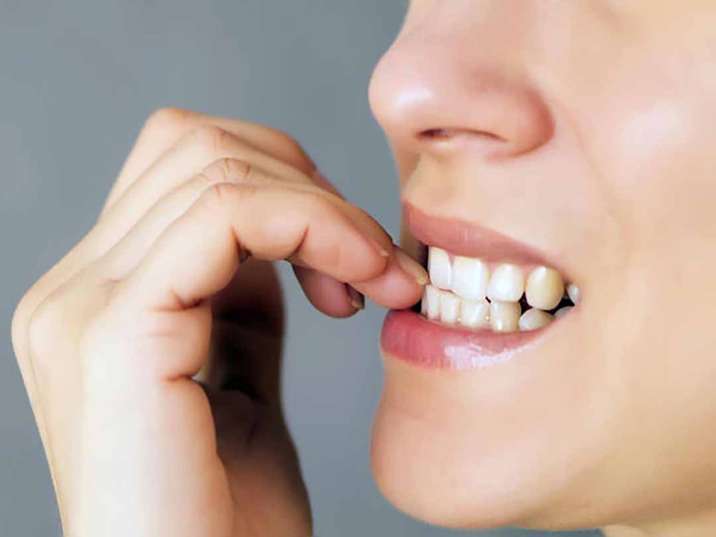Mòn men răng là nguyên nhân phổ biến gây răng nhạy cảm