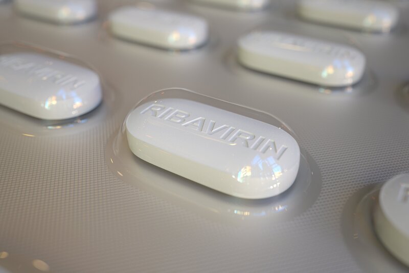 Thuốc ribavirin được khuyến cáo không nên dùng khi có dự định mang thai trước 6 tháng
