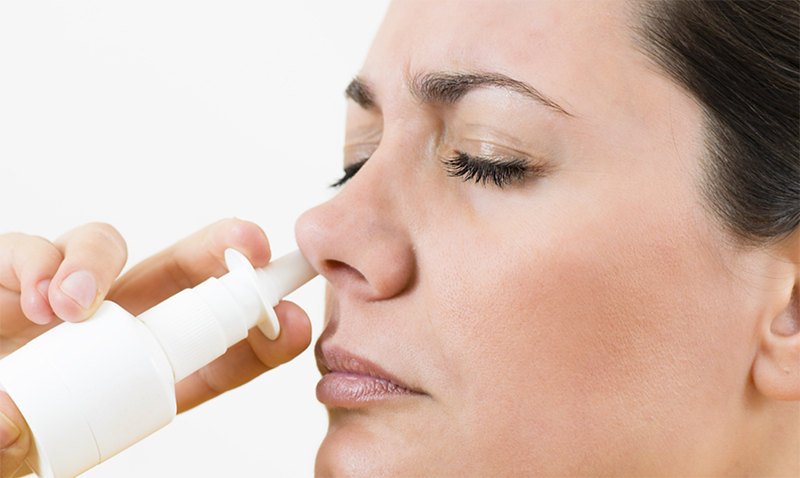 Sử dụng các loại thuốc xịt mũi đặc trị cho sốt cỏ khô