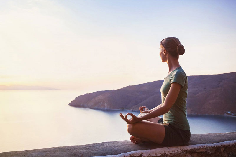 Thiền - Yoga là phương pháp thư giãn giúp quản lý căng thẳng