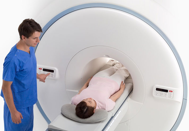 Cần lưu ý gì khi chụp cộng hưởng từ (MRI)