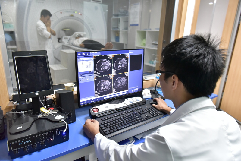 Nhờ phương pháp MRI, bác sĩ có thể chẩn đoán tình trạng của bệnh nhân ung thư