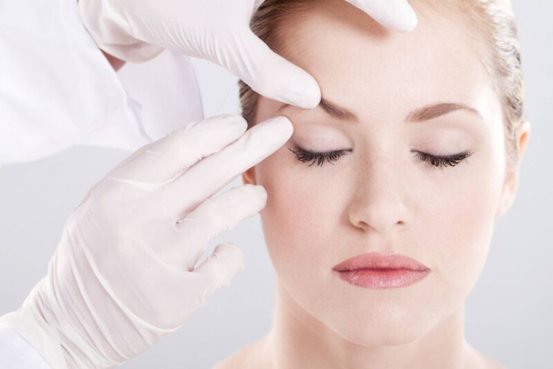 Cần kiểm tra thường xuyên sau phẫu thuật điều trị lác mắt
