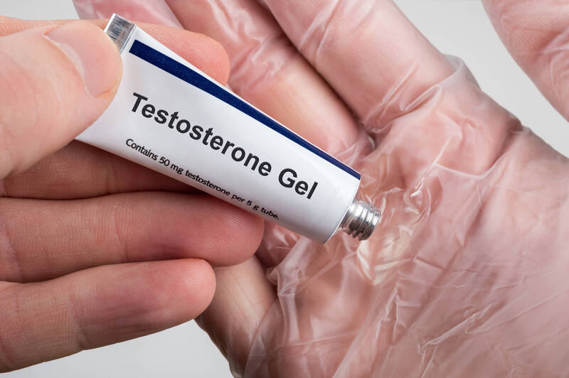 Bổ sung testosterone là biện pháp cho nam giới suy giảm hormone này