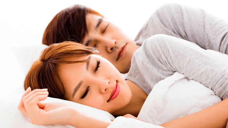 Nhiều người cảm thấy chất lượng giấc ngủ được cải thiện nhiều nếu ánh sáng và tiếng ồn giảm đi