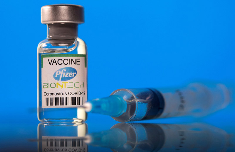 Vắc xin Pfizer có hiệu quả phòng bệnh lên đến 95% sau 2 mũi tiêm
