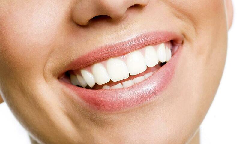 Răng sau điều trị tủy nên được trám hoặc bọc sứ