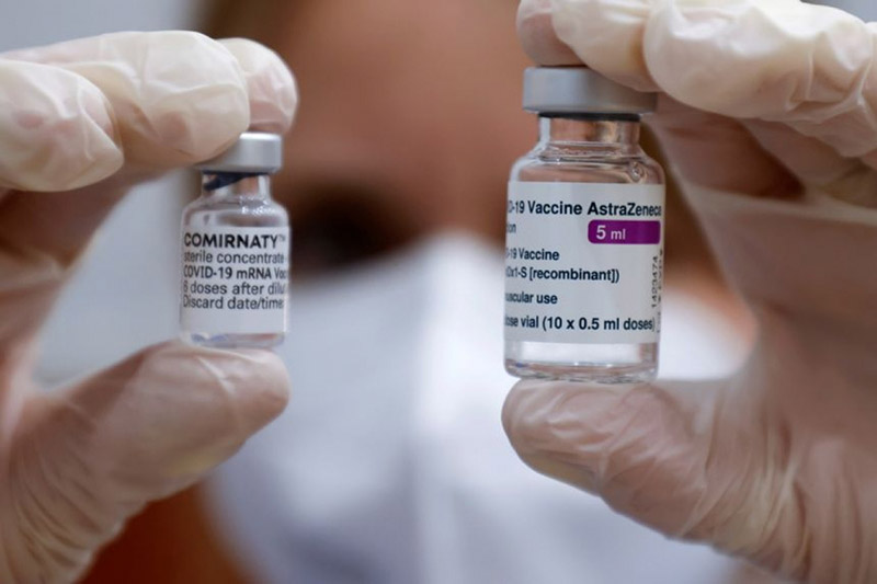 Tiêm kết hợp vắc xin Astrazeneca và Pfizer có thể làm tăng hiệu quả phòng bệnh