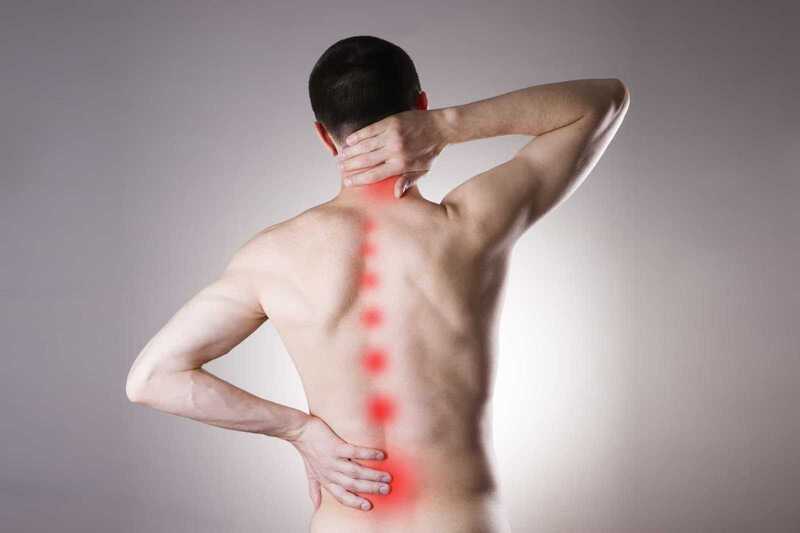 Đau cơ xơ hóa gây đau nhức cơ ở nhiều điểm