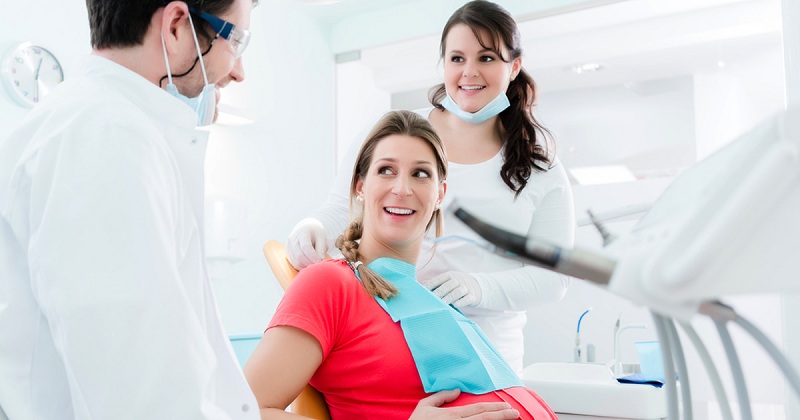 Phụ nữ mang thai có nhổ răng số 7 được không nên khám bác sĩ chuyên khoa để có câu trả lời chính xác