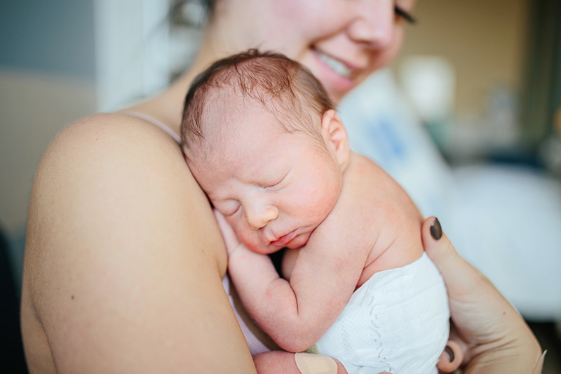 80% trẻ em sau sinh có khả năng lây bệnh khi mẹ không điều trị viêm da cơ địa khi mang thai