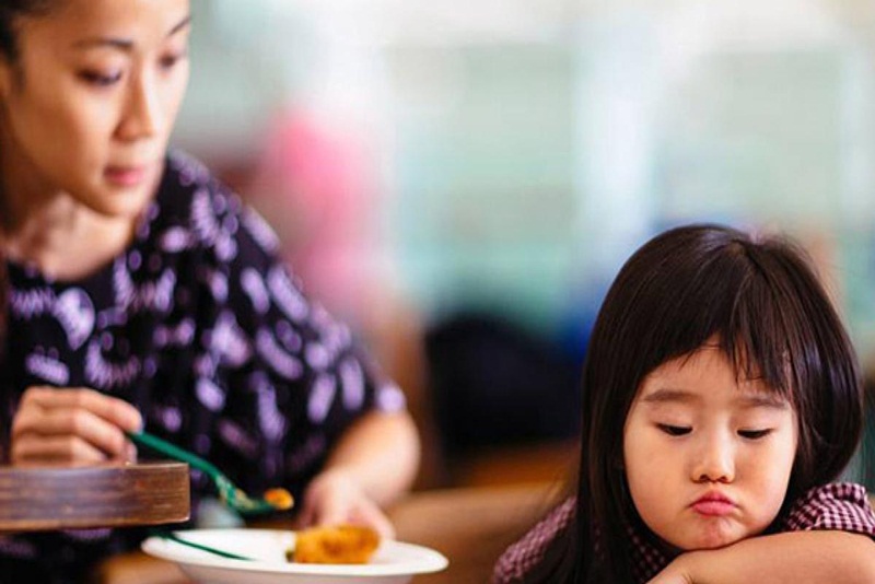 Cho trẻ ăn đi ăn lại một loại thức ăn có thể dẫn đến chứng biếng ăn