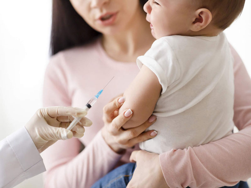 trẻ 2,5 tháng tuổi cần tiêm những loại Vắc xin nào
