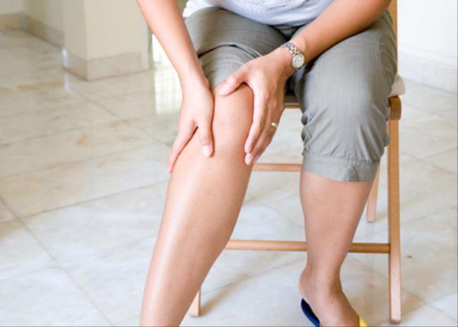 Hội chứng liệt hai chân là bệnh lí mất hay giảm khả năng vận động chủ động của hai chi dưới, có hoặc không có kèm theo rối loạn cảm giác.