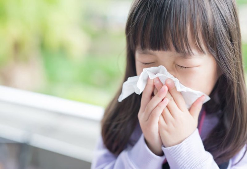 Cúm mùa là bệnh nhiễm trùng đường hô hấp cấp tính do các chủng virus cúm  là A, B, C gây nên