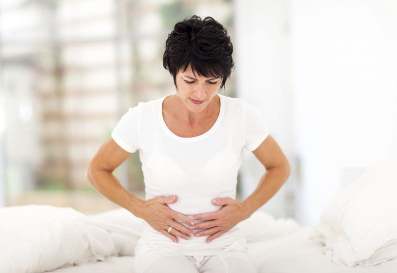 Phụ nữ lớn tuổi gặp nhiều vấn đề liên quan đến bệnh phụ khoa, ảnh hưởng đến thụ thai và sinh con