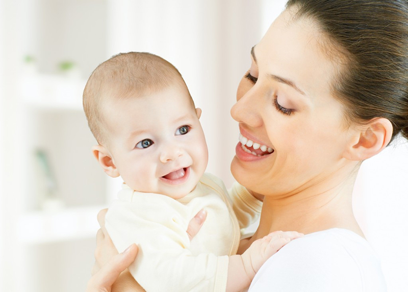 Trong quá trình mang thai mẹ cần tuân thủ theo đúng chỉ định của bác sĩ để con có sức khỏe tốt khi chào đời