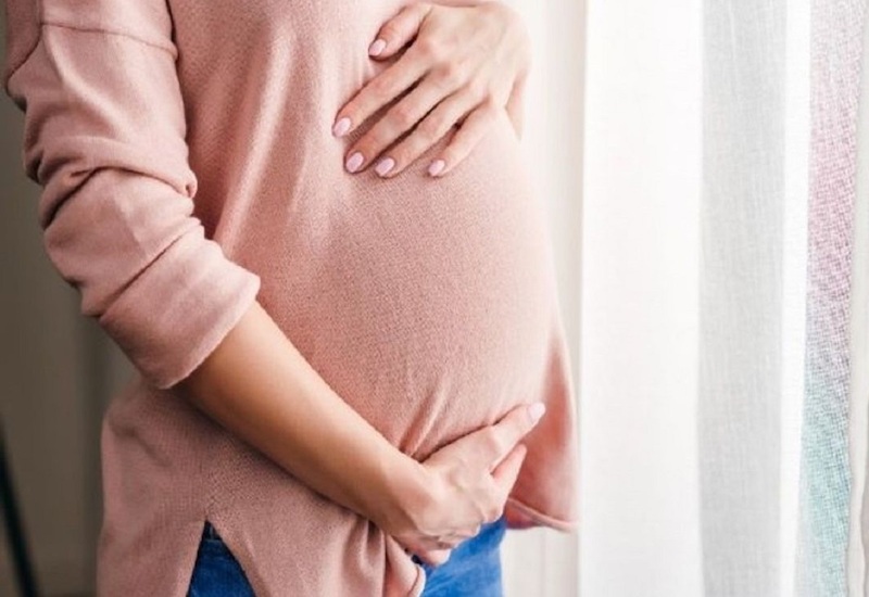 Bụng to có thể là do bạn đã mang bầu nên nếu muốn biết mình có bị tràn dịch màng bụng hay không, bạn hãy đi khám