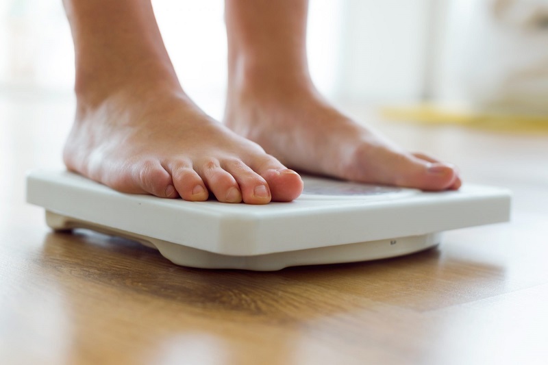 Thừa cân làm tăng trọng lượng cơ thể tác động lên bàn chân tăng nguy cơ mắc bệnh