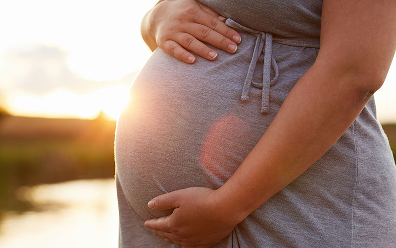 vai trò xét nghiệm nước tiểu khi mang thai