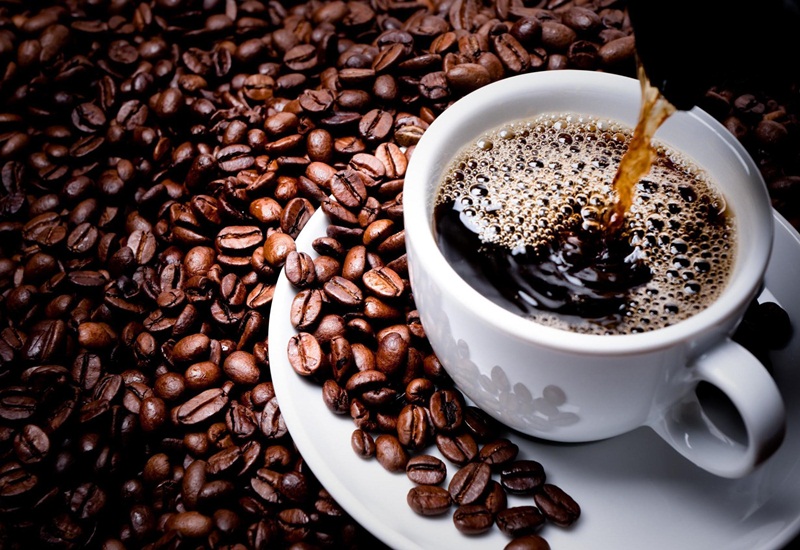 Uống cà phê giúp não bộ làm việc hiệu quả hơn