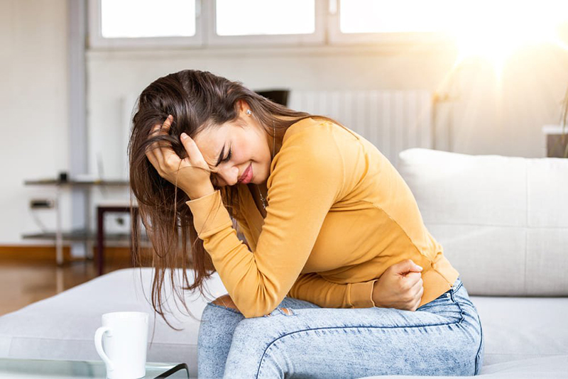 Các cơn đau vùng chậu thường xuất hiện nhiều vào kỳ kinh