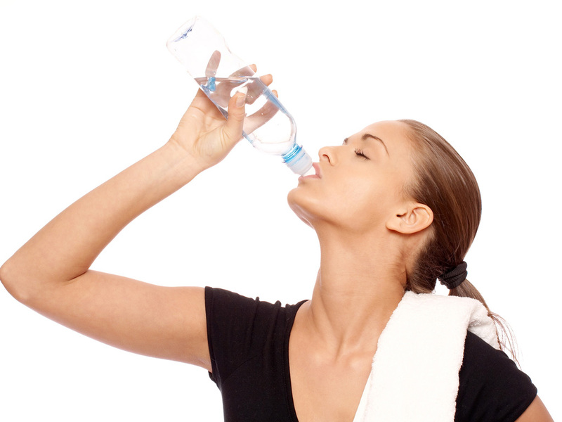 Bổ sung nhiều nước giúp bệnh nhân viêm xoang dễ chịu hơn