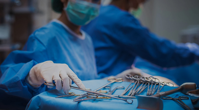Phẫu thuật cắt bỏ tinh hoàn là phương pháp điều trị khi khối u chưa lan rộng và di căn sang những bộ phận khác của cơ thể