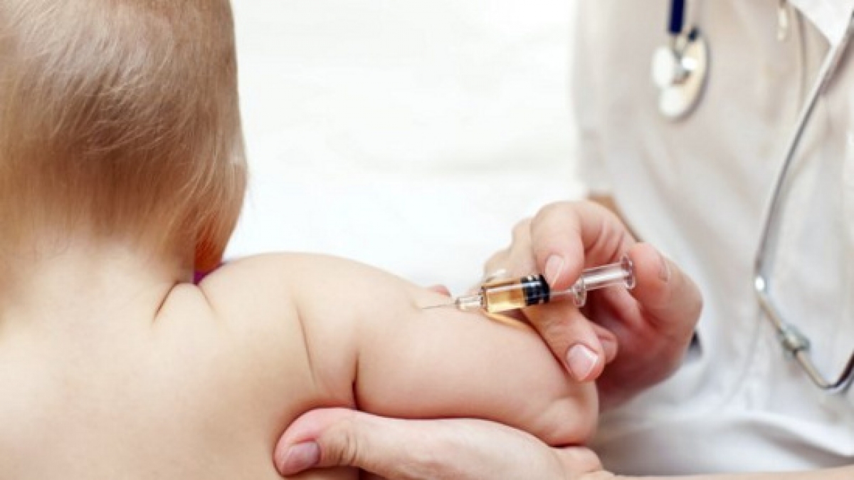 Dịch vụ tiêm vắc xin an toàn, chất lượng tại MEDLATEC