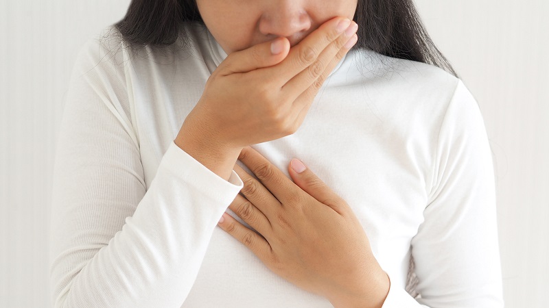 Sưng miệng, khó nuốt, tê mặt là những triệu chứng thường gặp ở ung thư tuyến nước bọt