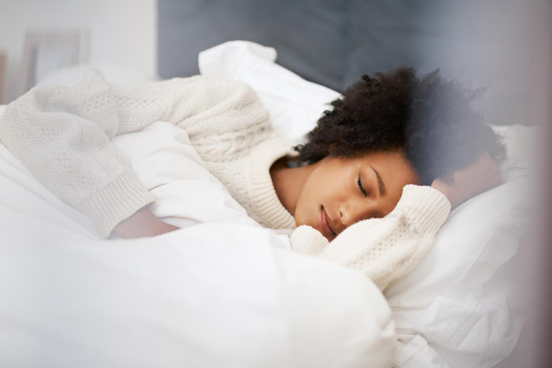 Ngủ đủ giấc mỗi ngày là cách để tăng cường hệ miễn dịch và giảm đau đầu hiệu quả