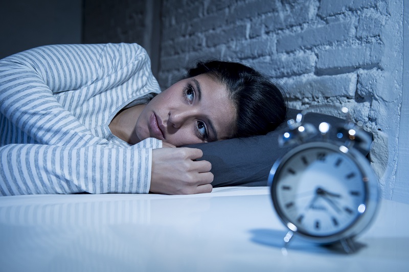 Mất ngủ là tình trạng khá phổ biến ở người trưởng thành