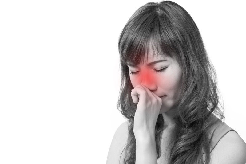 Bệnh nhân thường bị nghẹt mũi, đau mũi