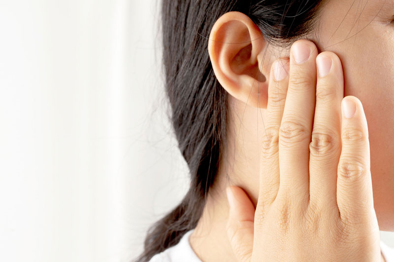 Bệnh nhân thường bị đau tai và các khu vực xung quanh