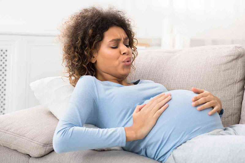 Khi gặp cơn gò sinh lý, thai phụ chỉ cần dành thời gian nghỉ ngơi