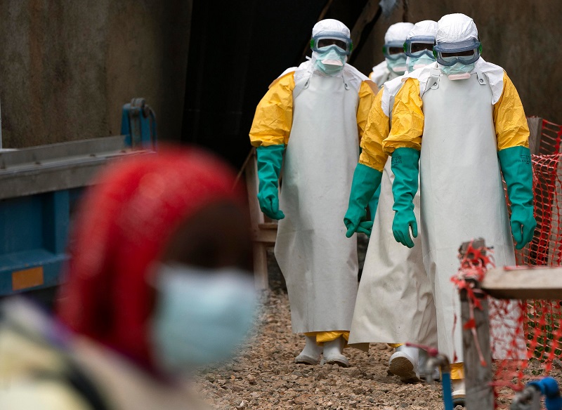 Đại dịch Ebola gây ảnh hưởng nặng nề tới dân số loài người