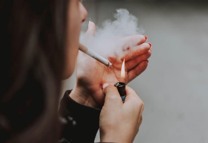 Khói thuốc lá là yếu tố làm gia tăng nguy cơ mắc bệnh ung thư phổi