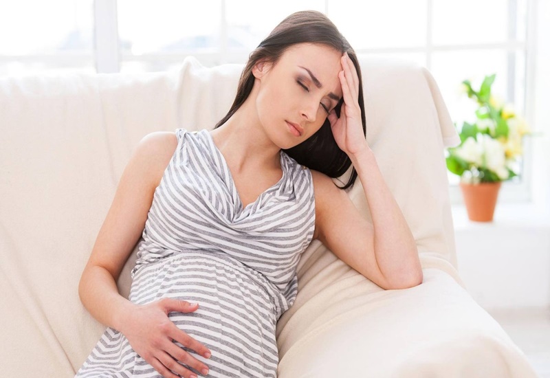 Suy giáp thai kỳ khiến mẹ bầu luôn mệt mỏi