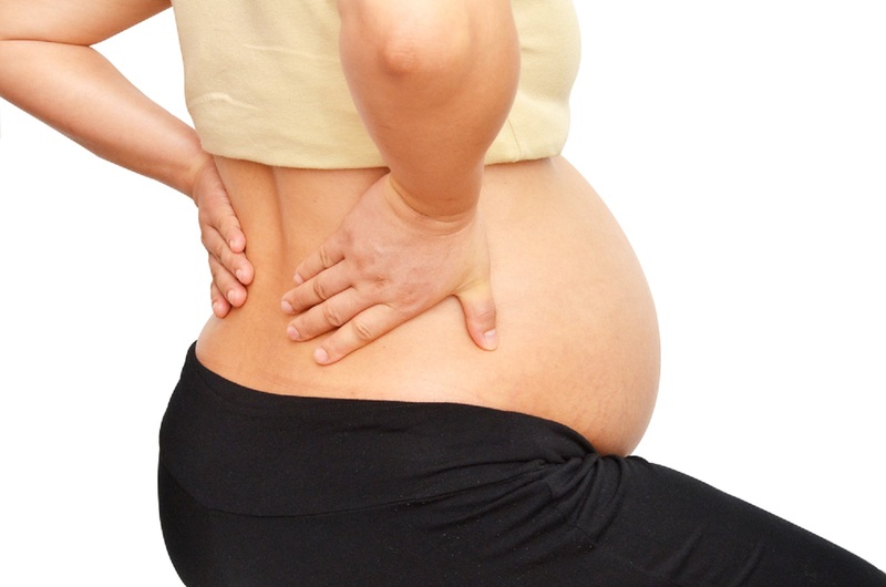 Càng những tháng cuối của thai kỳ mẹ bầu càng cảm nhận rõ cảm giác đau lưng