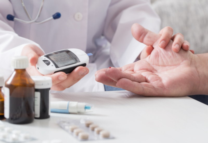 Dùng thuốc và theo dõi tiểu đường sai cách cũng là những nguyên nhân gây thất  bại trong việc điều trị tiểu đường