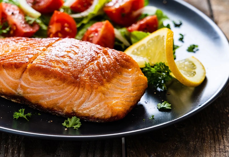 Các loại cá có chứa nhiều dưỡng chất và giúp bảo vệ sức khỏe tim mạch