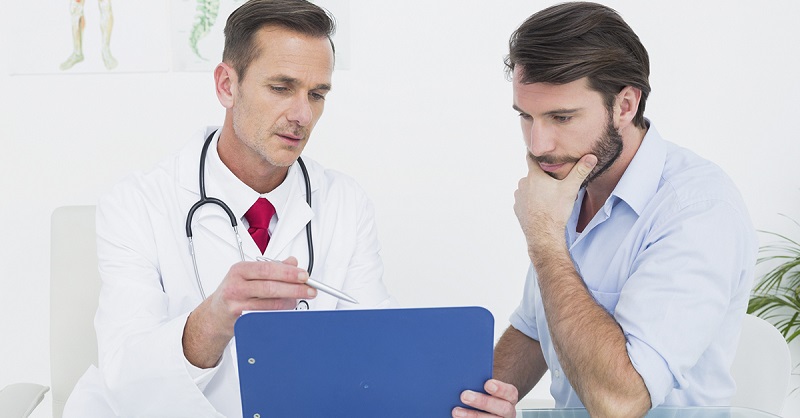 Tình trạng đau bụng dưới ở nam giới nếu kéo dài cần khám bác sĩ chuyên khoa để được chẩn đoán đúng