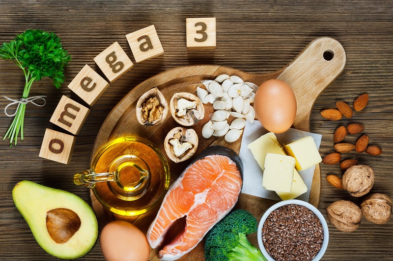 Người bệnh nên ưu tiên bổ sung các loại thực phẩm giàu omega-3 tốt cho não bộ và sức khỏe tim mạch