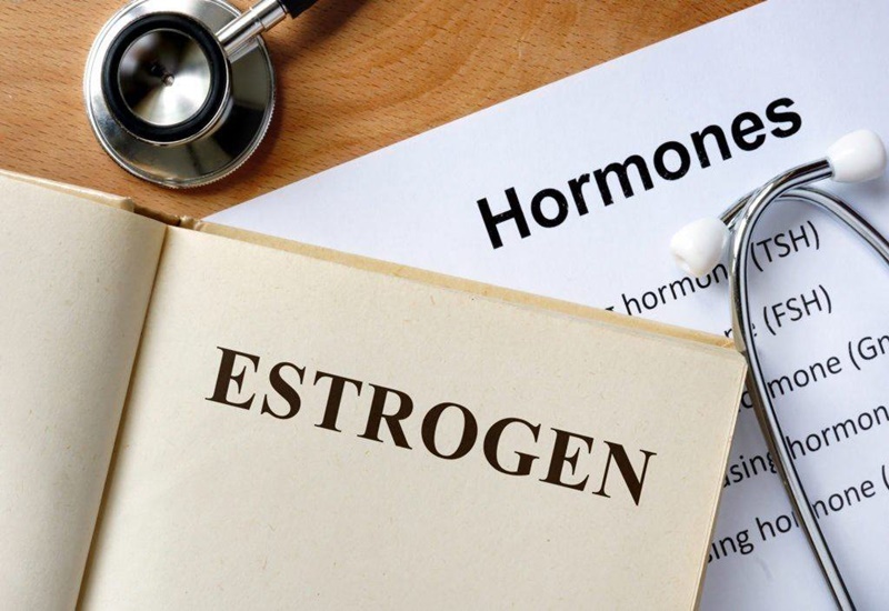Lượng estrogen ở nữ giới giảm mạnh sau 40 tuổi
