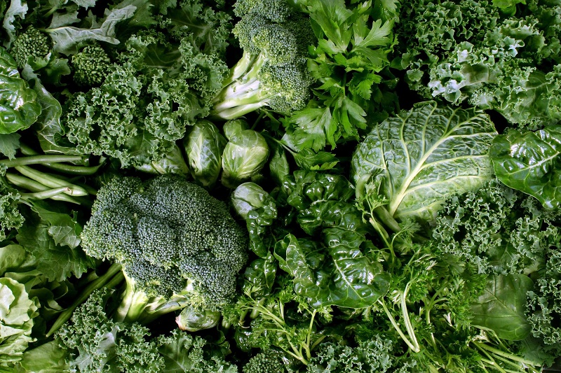 Một số loại rau họ cải giàu estrogen như: bông cải trắng, bắp cải, mầm cải, súp lơ xanh...