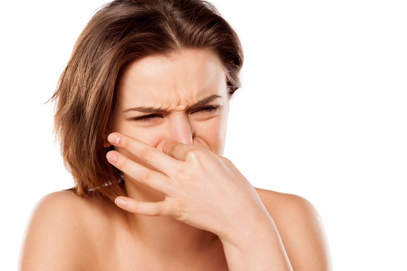Khí hư có mùi chua là biểu hiện của bệnh lý liên quan đến vùng âm đạo