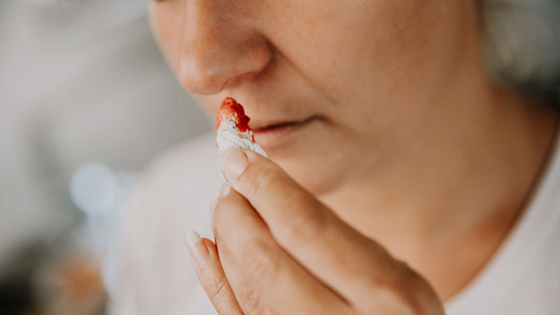 Bệnh nhân ung thư máu thường bị chảy máu mũi