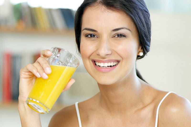 Những lưu ý khi uống nước cam sẽ giúp bạn hạn chế những ảnh hưởng không tốt